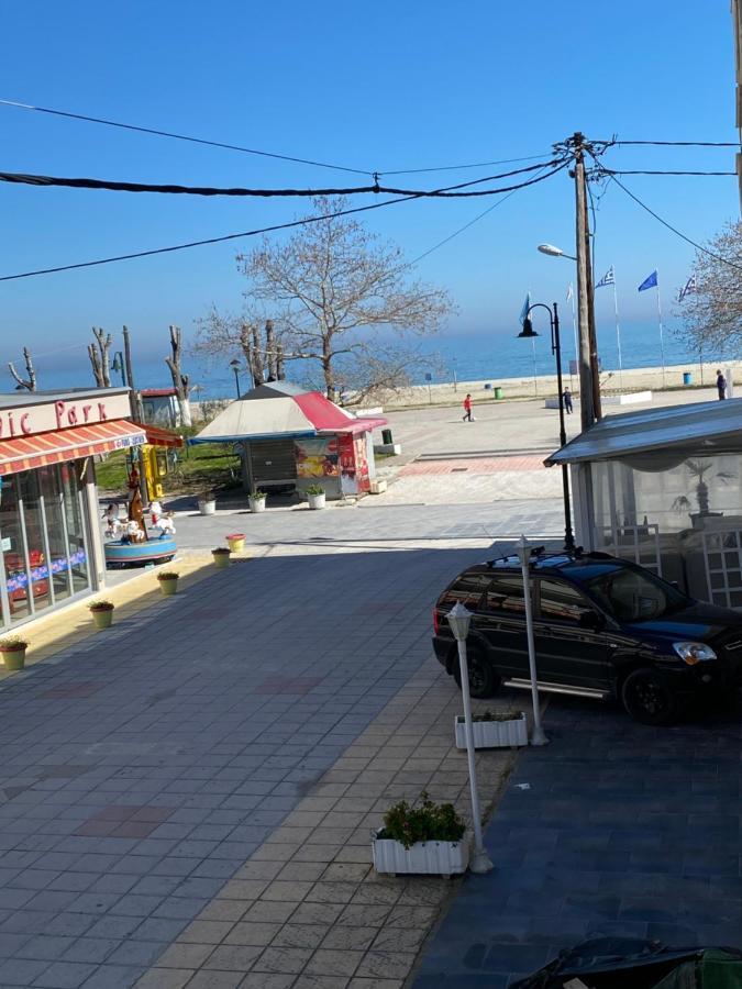 Blue Sea Boutique Apartments Olympiaki Akti Bagian luar foto