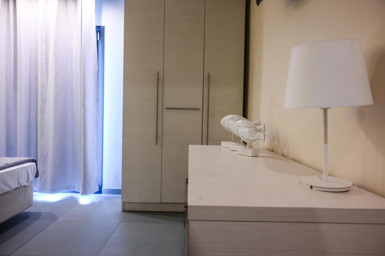 Blue Sea Boutique Apartments Olympiaki Akti Bagian luar foto