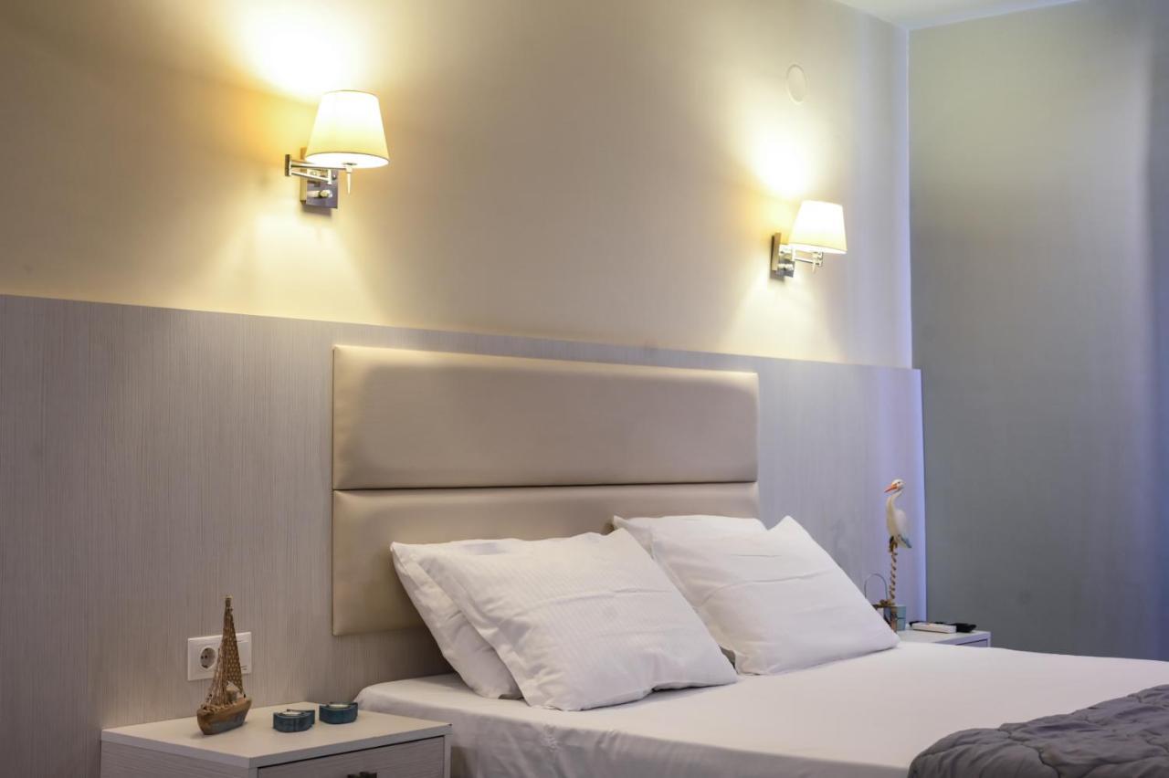 Blue Sea Boutique Apartments Olympiaki Akti Bagian luar foto
